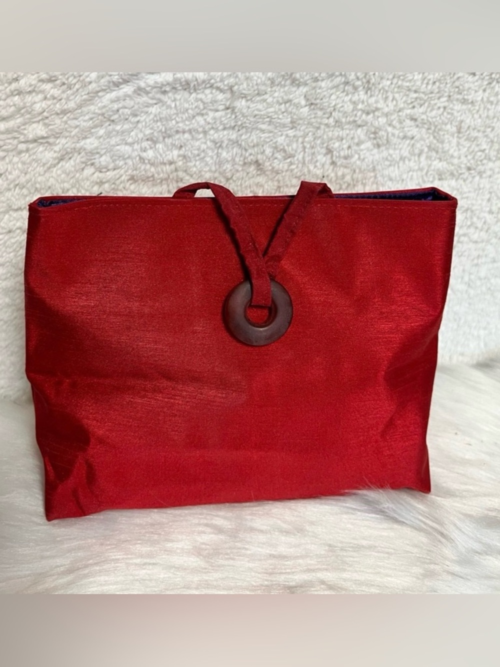 YSL Parfums✨❤️🤎Elegant Red Satin Clutch with Ring Accent